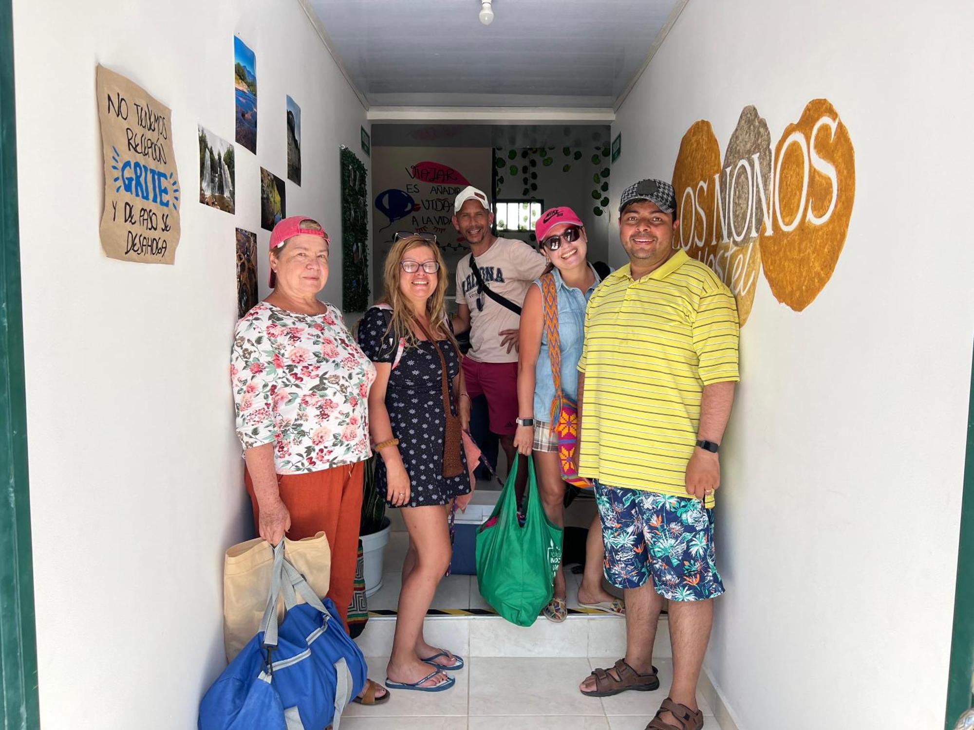 Los Nonos Hostel Guadalupe Dış mekan fotoğraf