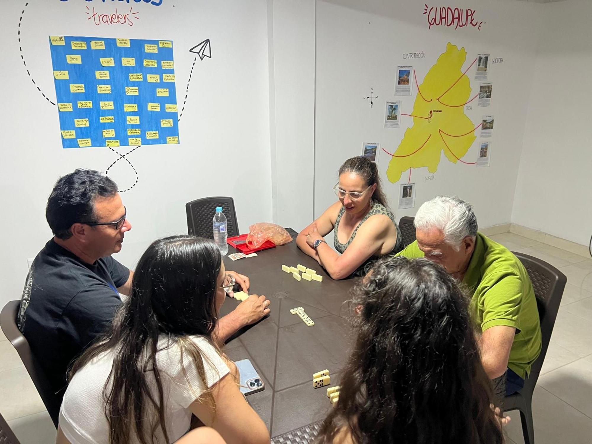 Los Nonos Hostel Guadalupe Dış mekan fotoğraf